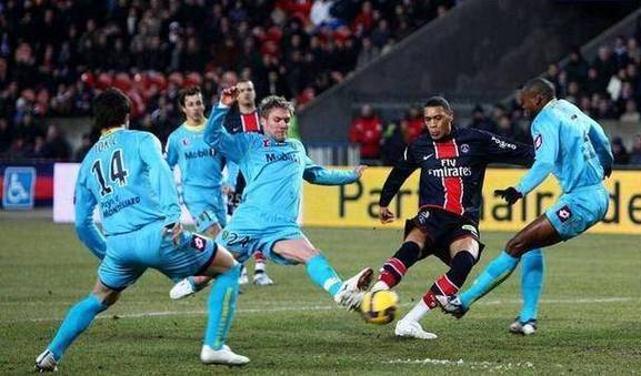 周三029:法甲 巴黎FCVS里昂,专家最新比分预测!